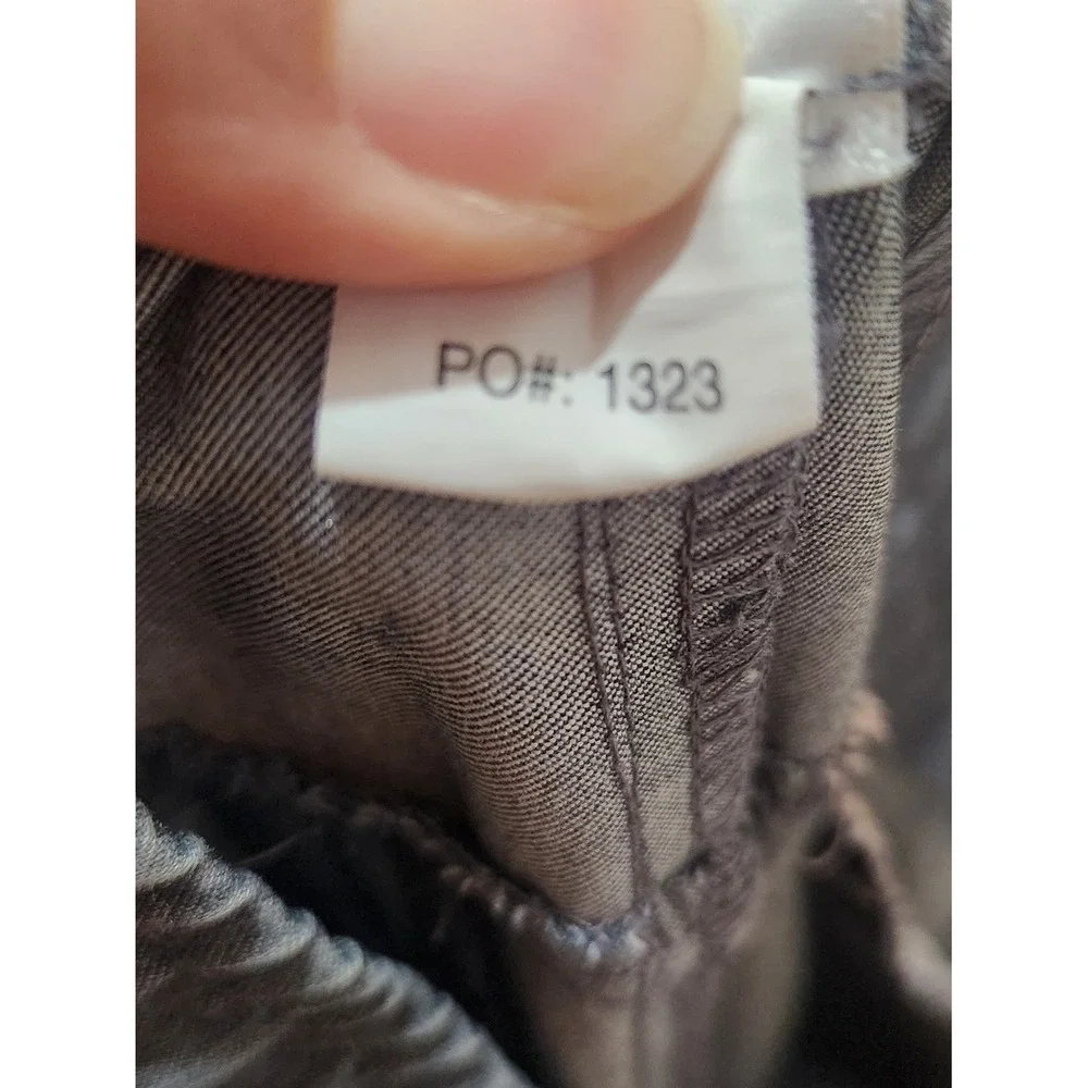 Figs Men's Gray Jogger Scrub Pants with Green Drawstring Size M
